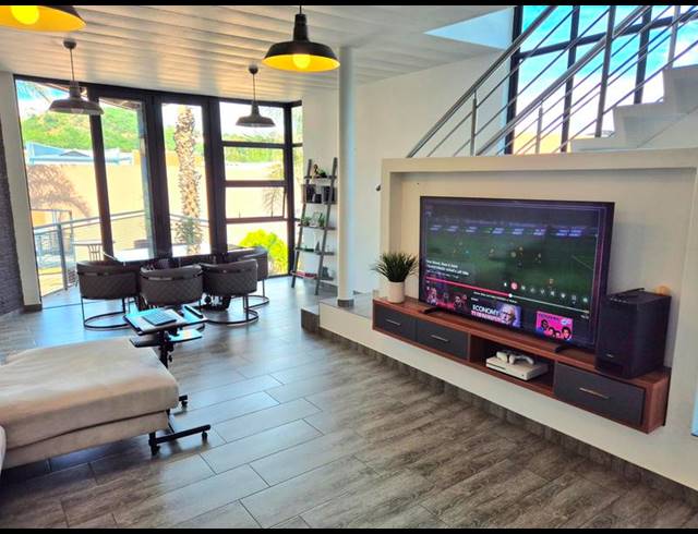 2 BEDROOM DUPLEX FOR SALE IN BASSONIA